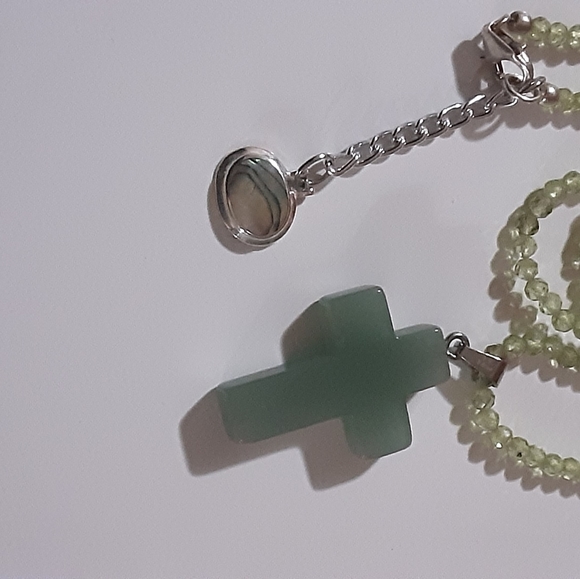 PERIDOT & AVENTURINE CROSS GEMSTONE NECKLACE - Picture 5 of 6